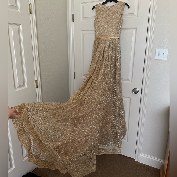 Vienna Prom dress - Picture 4 of 7